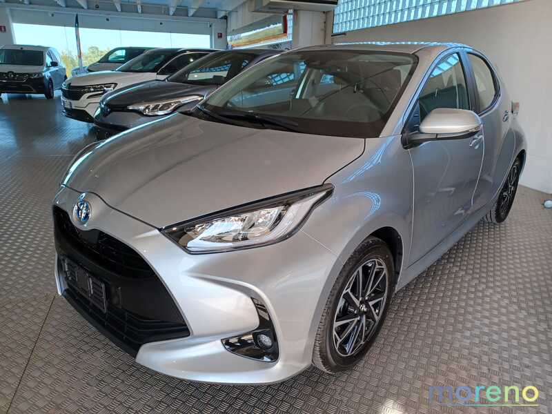 TOYOTA Yaris - 1.5h Trend + Comfort Pack - km 0