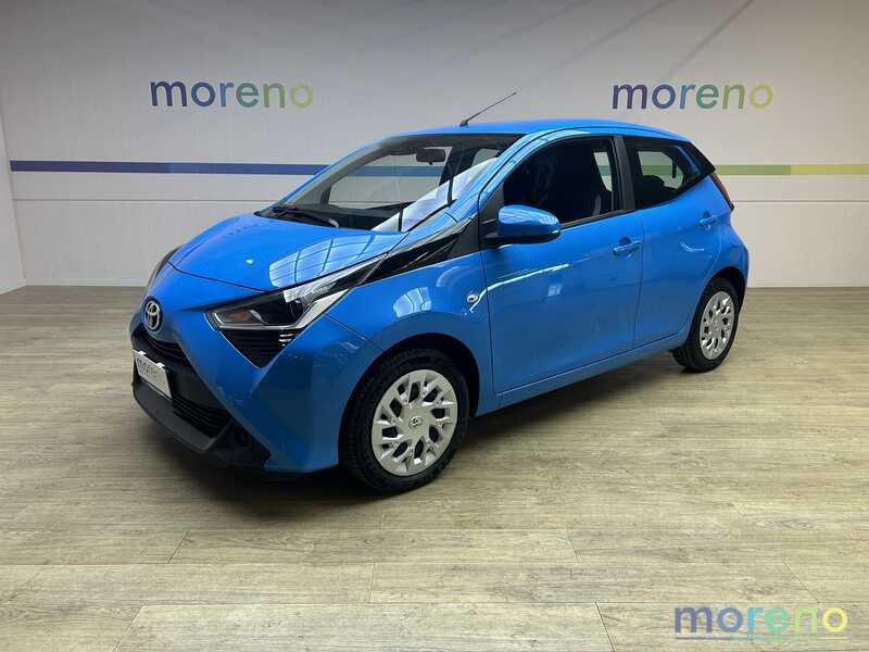 TOYOTA Aygo - 1.0 72 CV x-play m-mt - usato